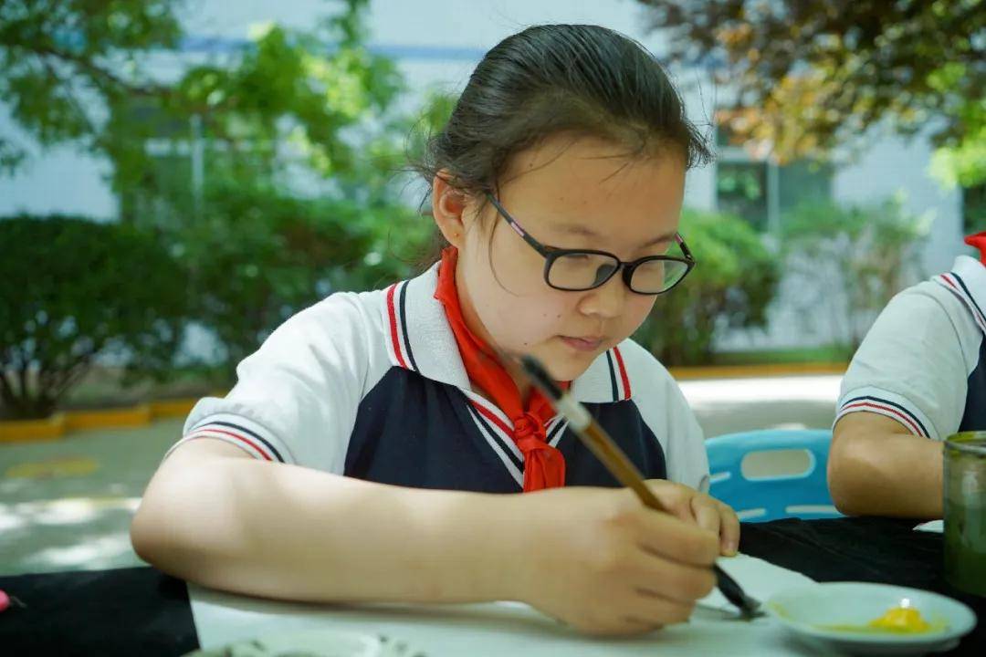 澳门管家婆免费资料的特点画肖,行动规划执行_XDM57.414计算机版