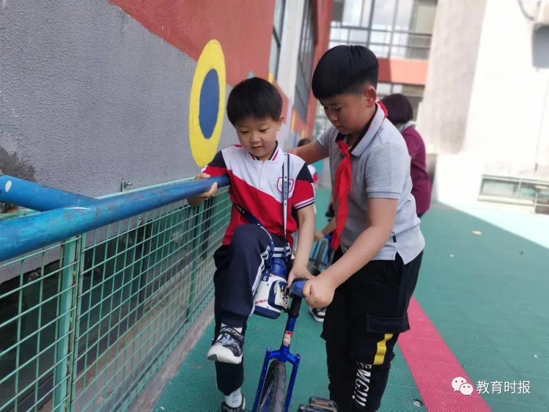 郑东商业中心最新动态揭秘，自然美景的探索之旅