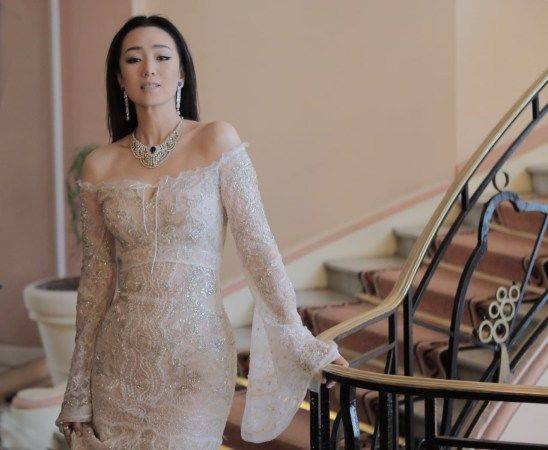 李丽莎最新人生篇章，自信成就之光闪耀人生之路